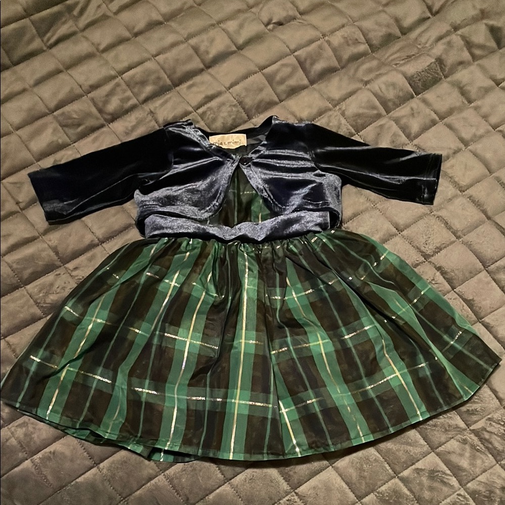 Elegant Green and Blue Formal Dress with Plaid Skirt